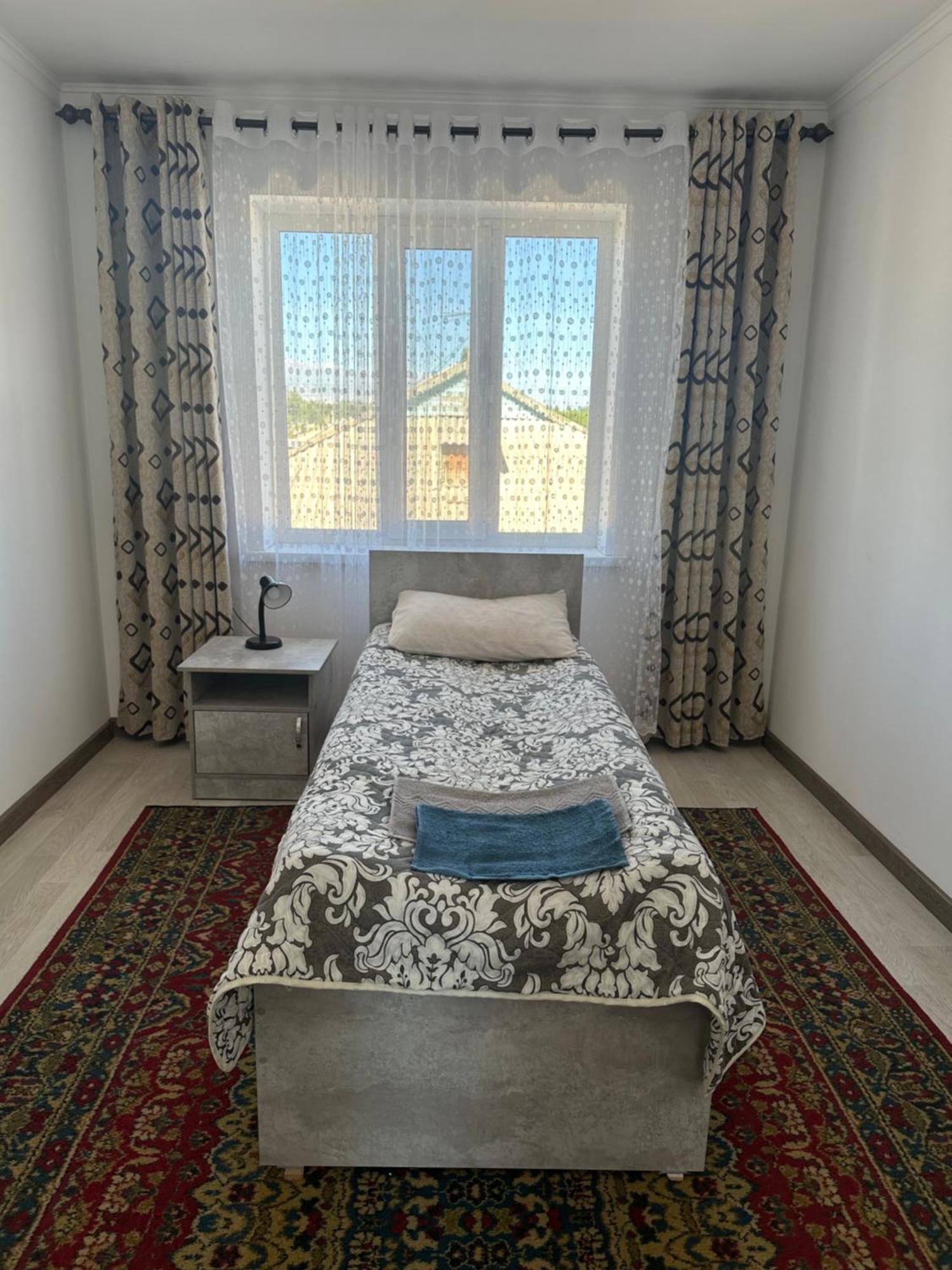 Guest House Baytur Кочкорка Экстерьер фото