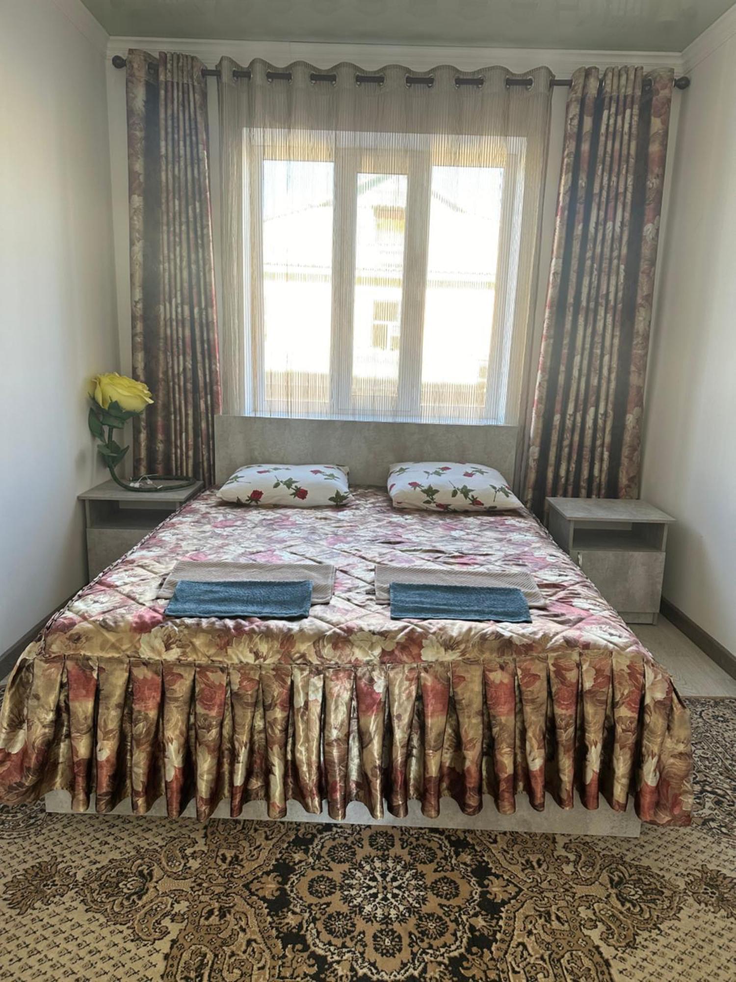 Guest House Baytur Кочкорка Экстерьер фото