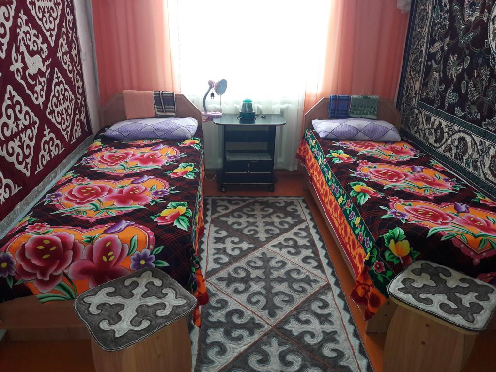 Guest House Baytur Кочкорка Экстерьер фото