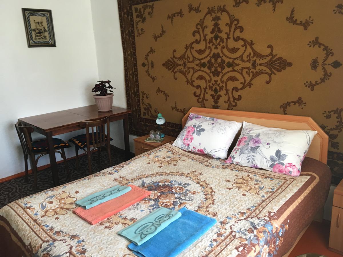 Guest House Baytur Кочкорка Экстерьер фото