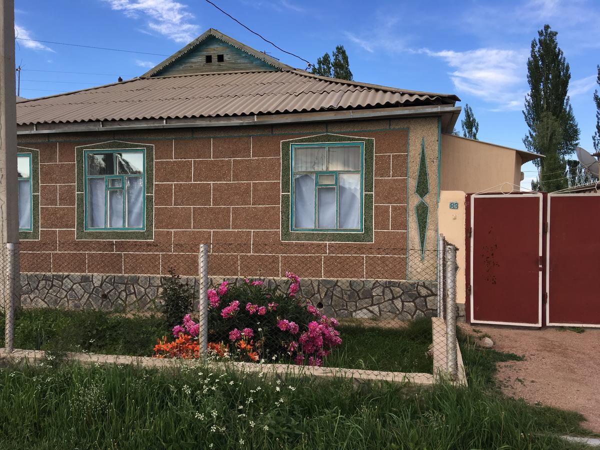 Guest House Baytur Кочкорка Экстерьер фото